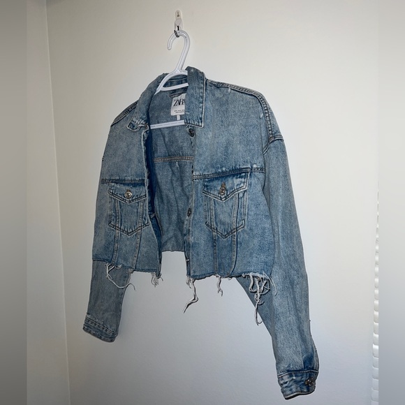 ZARA Cropped Denim Jacket - XS - Great Condition - Picture 2 of 3